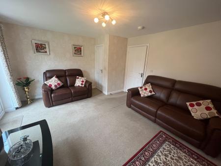 3 bedroom Semi-detached house for sale in Gallus Drive, Hinckley, LE10