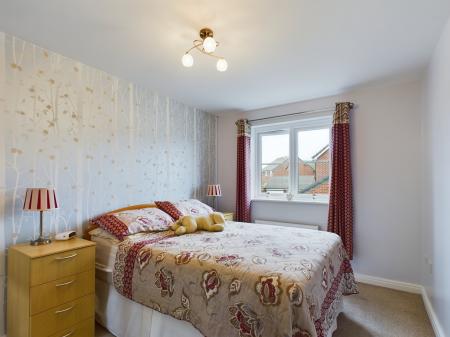 3 bedroom Semi-detached house for sale in Gallus Drive, Hinckley, LE10
