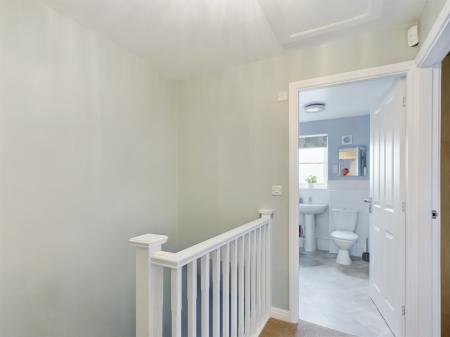 3 bedroom Semi-detached house for sale in Gallus Drive, Hinckley, LE10