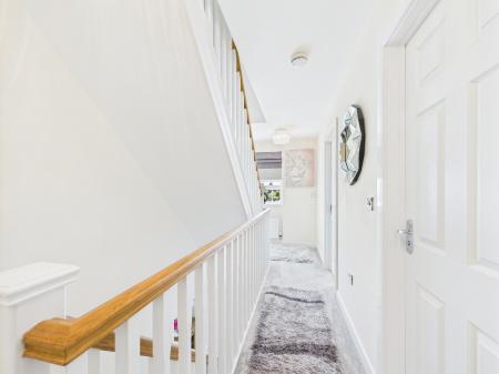 5 bedroom Detached house for sale in Greendale Road, Nuneaton, CV11