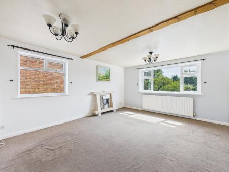 3 bedroom Flat for sale in Hinckley Road, Earl Shilton, LE9