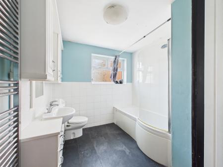 3 bedroom Flat for sale in Hinckley Road, Earl Shilton, LE9