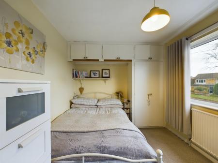 2 bedroom Semi-detached house for sale in Kenmore Drive, Hinckley, LE10