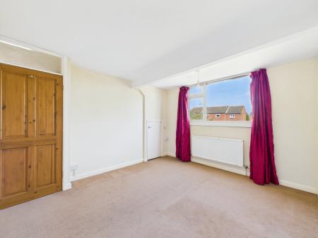 3 bedroom Semi-detached house for sale in Laburnum Avenue, Newbold Verdon, LE9