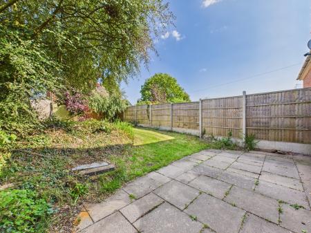 3 bedroom Semi-detached house for sale in Laburnum Avenue, Newbold Verdon, LE9