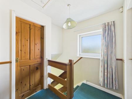 3 bedroom Semi-detached house for sale in Laburnum Avenue, Newbold Verdon, LE9