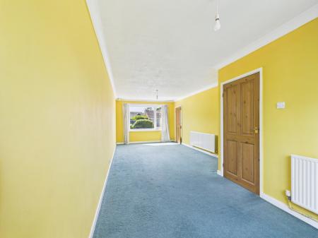 3 bedroom Semi-detached house for sale in Laburnum Avenue, Newbold Verdon, LE9