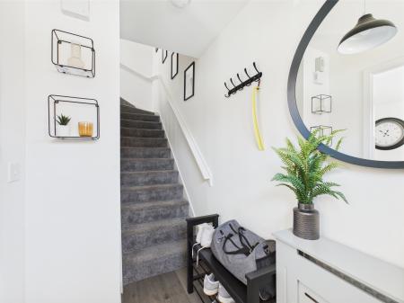 3 bedroom Semi-detached house for sale in Lapwing Drive, Hinckley, LE10