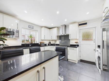 4 bedroom Semi-detached house for sale in Main Road, Claybrooke Magna, Lutterworth, LE17