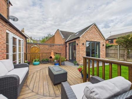 4 bedroom Semi-detached house for sale in Main Road, Claybrooke Magna, Lutterworth, LE17