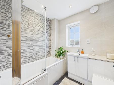 4 bedroom Semi-detached house for sale in Main Road, Claybrooke Magna, Lutterworth, LE17