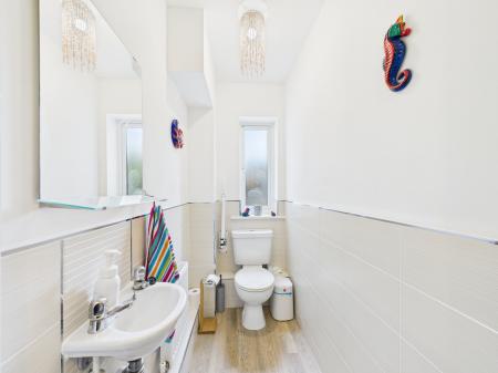 5 bedroom Detached house for sale in Masefield Place, Earl Shilton, LE9