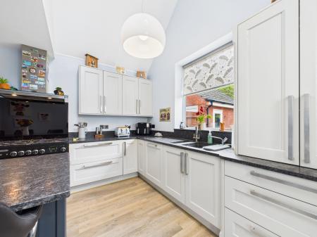 5 bedroom Detached house for sale in Masefield Place, Earl Shilton, LE9