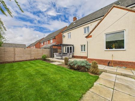 5 bedroom Detached house for sale in Masefield Place, Earl Shilton, LE9