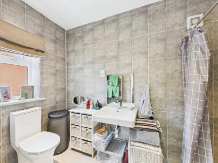 5 bedroom Detached house for sale in Masefield Place, Earl Shilton, LE9