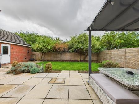 5 bedroom Detached house for sale in Masefield Place, Earl Shilton, LE9