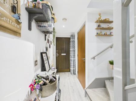 2 bedroom Terraced House for sale in New Street, Hinckley, LE10