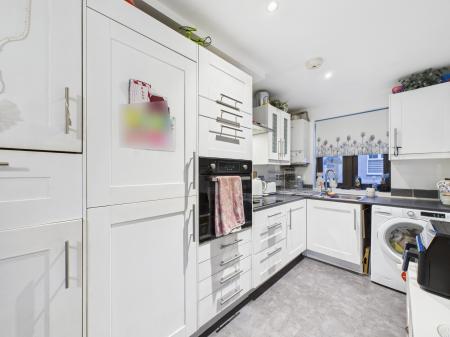 2 bedroom Terraced House for sale in New Street, Hinckley, LE10