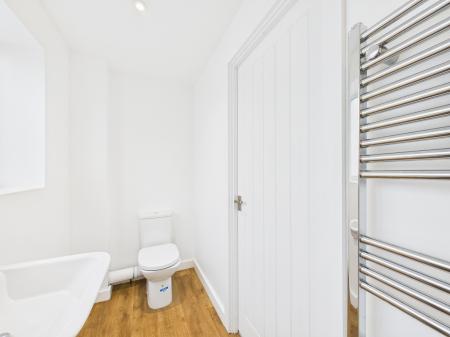 4 bedroom Detached house for sale in Oxford Road, Desford, LE9