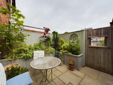 2 bedroom Semi-detached house for sale in Station Road, Elmesthorpe, LE9