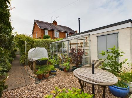 2 bedroom Semi-detached house for sale in Station Road, Elmesthorpe, LE9