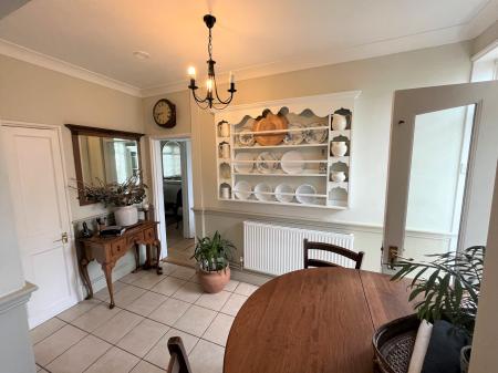 2 bedroom Semi-detached house for sale in Station Road, Elmesthorpe, LE9