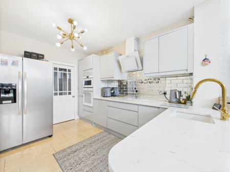 3 bedroom Detached house for sale in Trinity Vicarage Road, Hinckley, LE10