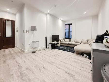 1 bedroom Flat to let in Upper Bond Street, Hinckley, LE10