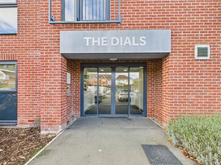 2 bedroom Ground floor flat for sale in Elizabeth Coxhead Gardens, Hinckley, LE10