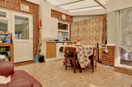 3 bedroom Detached house for sale in John Bold Avenue, Stoney Stanton, LE9