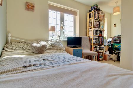 3 bedroom Semi-detached house for sale in Station Road, Stoke Golding, CV13