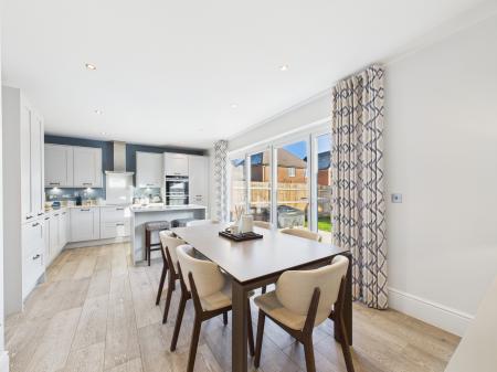 3 bedroom Detached house for sale in Roman Avenue, Nuneaton, CV11