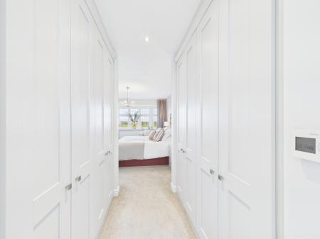 3 bedroom Detached house for sale in Roman Avenue, Nuneaton, CV11