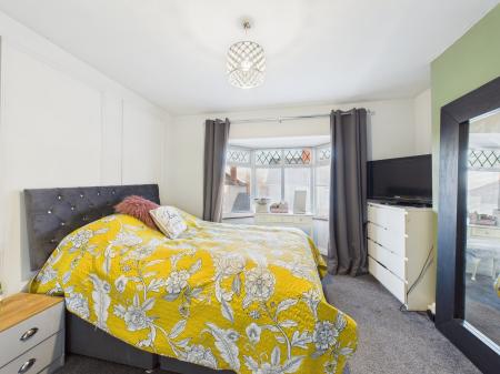 3 bedroom Semi-detached house for sale in New Street, Earl Shilton, LE9