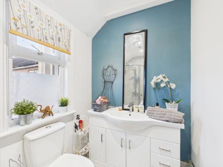 3 bedroom Semi-detached house for sale in New Street, Earl Shilton, LE9