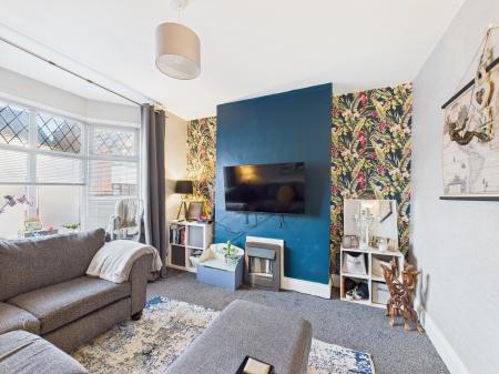 3 bedroom Semi-detached house for sale in New Street, Earl Shilton, LE9