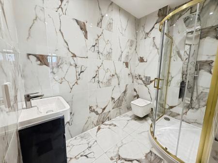 2 bedroom Flat to let in 2 Bed Apartments, Upper Bond S, Hinckley, LE10