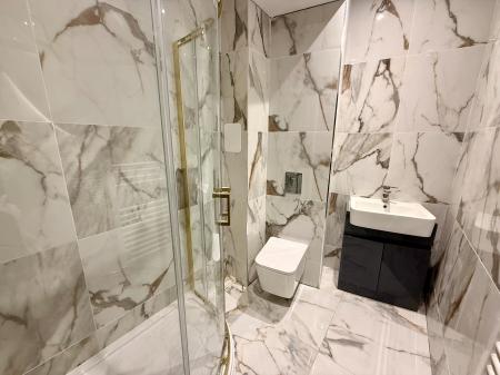 2 bedroom Flat to let in 2 Bed Apartments, Upper Bond S, Hinckley, LE10