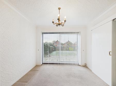 3 bedroom Detached house for sale in Sandy Crescent, Hinckley, LE10