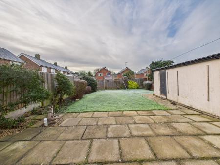 3 bedroom Detached house for sale in Sandy Crescent, Hinckley, LE10