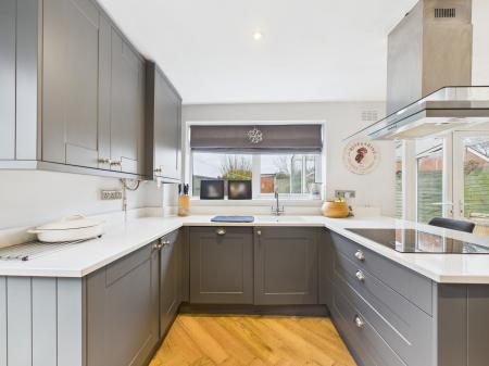 3 bedroom Detached house for sale in Condor Close, Broughton Astley, LE9