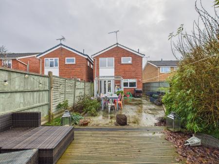 3 bedroom Detached house for sale in Condor Close, Broughton Astley, LE9