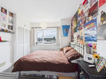 3 bedroom Semi-detached house for sale in Newdigate Road, Bedworth, CV12