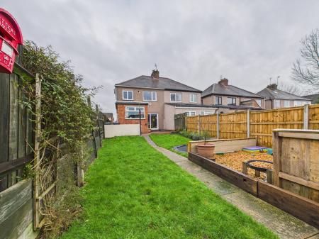 3 bedroom Semi-detached house for sale in Newdigate Road, Bedworth, CV12