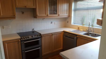 3 bedroom Semi-detached house to let in Hereford Close, Barwell, LE9