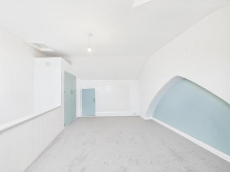 3 bedroom Terraced House for sale in Factory Road, Hinckley, LE10