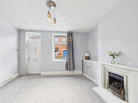 3 bedroom Terraced House for sale in Factory Road, Hinckley, LE10