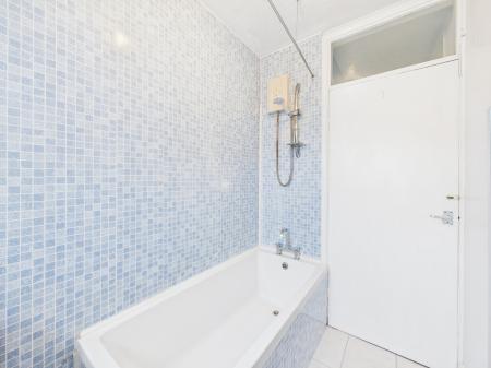 3 bedroom Terraced House for sale in Factory Road, Hinckley, LE10