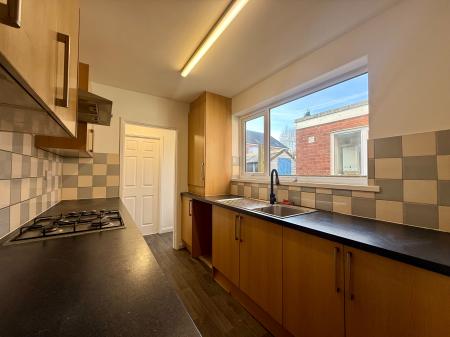 2 bedroom Terraced House to let in Duke Street, Nuneaton, CV11