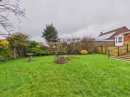 2 bedroom Detached bungalow for sale in Forresters Road, Burbage, LE10